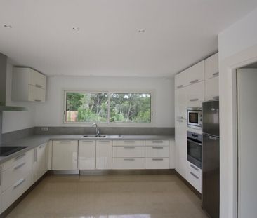 Tout savoir sur cette maison à Cassis - Photo 5