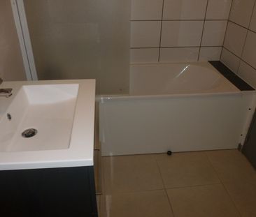 Location Appartement 2 pièces 38m² - Photo 4