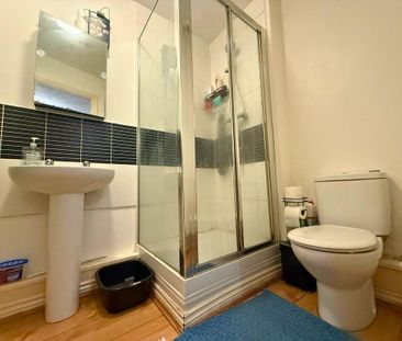 2 bedroom apartment to rent - Photo 6