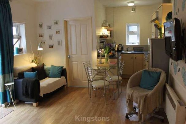 Mackintosh Place, Cardiff, CF24 - Photo 1