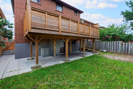 Detached Home For Lease | N9253934 - Photo 2