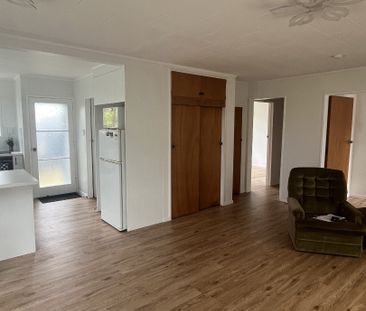 Fresh, Spacious & Ready for Summer Living! - Photo 4