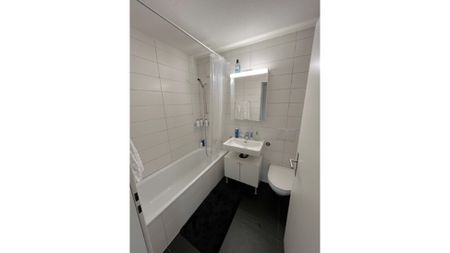 2½ Zimmer-Wohnung in Schlieren (ZH), möbliert, auf Zeit - Foto 2