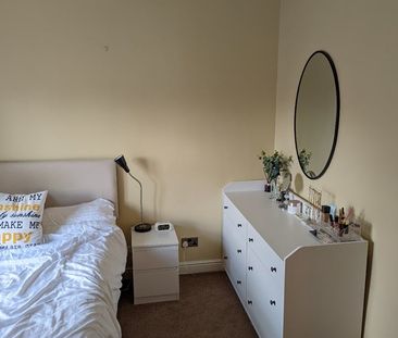 2 Bed Flat, Little Parkfield Road, L17 - Photo 5