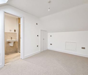 3 bedroom terraced house to rent - Photo 3