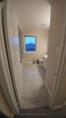 Detached Home For Lease | X7372898 - Photo 2