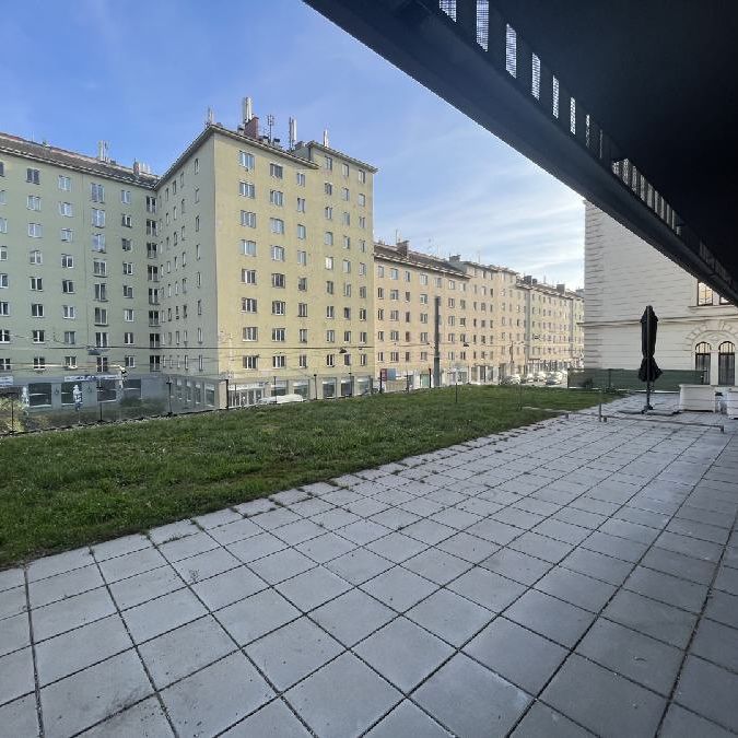 Neubauwohnung mit großem Garten in zentraler Lage - Foto 1