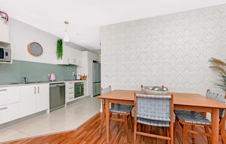 2Bedrooms, 1Bathrooms - Photo 4