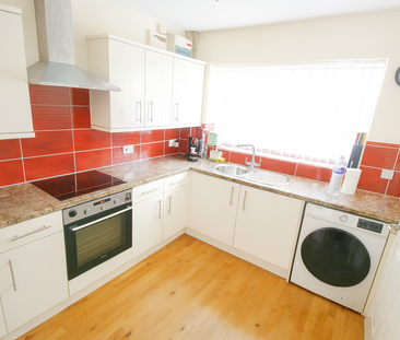 Thornbury, Bristol, Gloucestershire, BS35 2JT - Photo 6