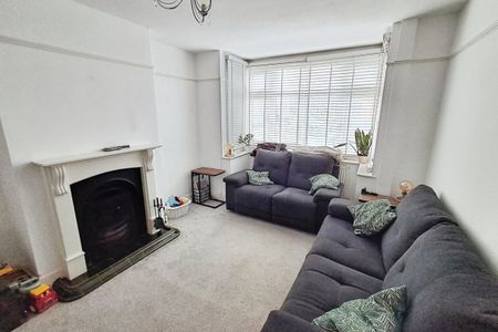 Robin Hood Road - Photo 3