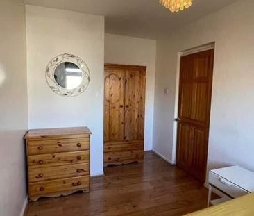 Room in a Shared House, London, E2 - Photo 3