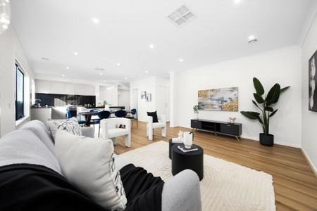 15 Bainbridge Road, Manor Lakes VIC - Photo 2