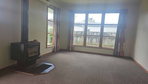 Get settled before Christmas - Photo 1