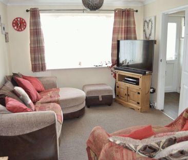 3 bedroom end of terrace house to rent - Photo 6