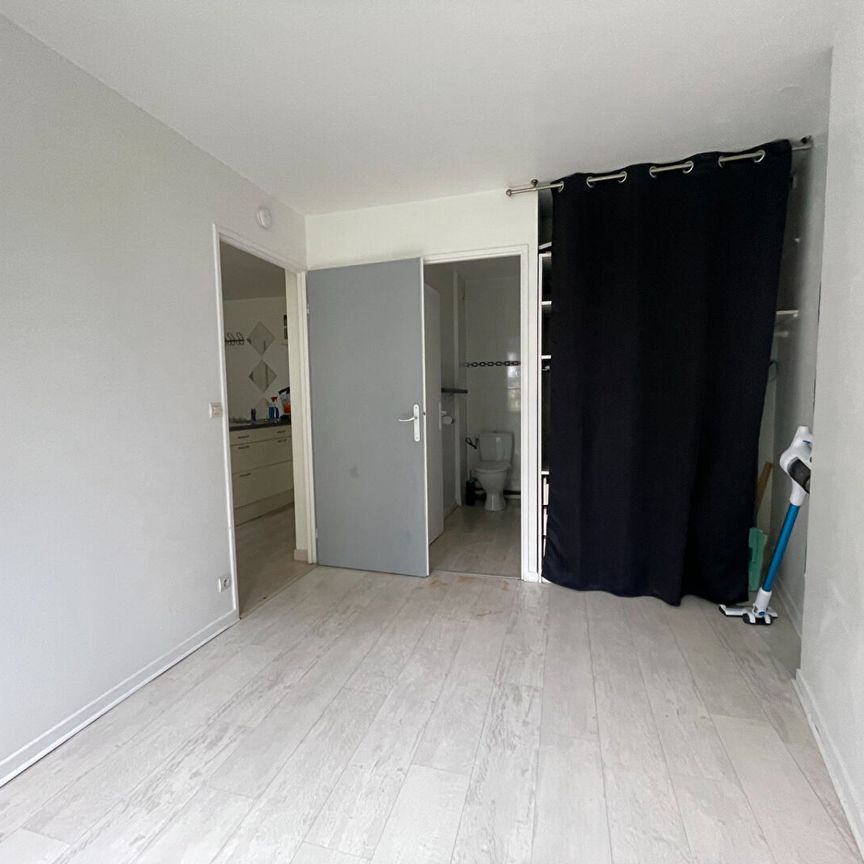 Appartement Bailly Romainvilliers 2 pièce(s) 31.59 m2 - Photo 1