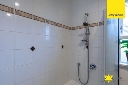 Experience the charm of this home nestled in the tranquil neighborhood of Titirangi. - Photo 4