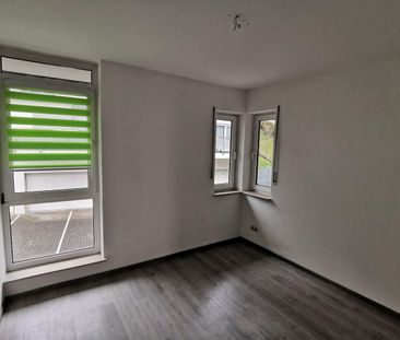 Moderne 3 Zimmer Wohnung mit Traumblick - Photo 3