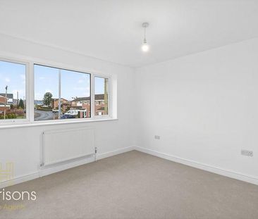 3 bedroom detached house to rent - Photo 5