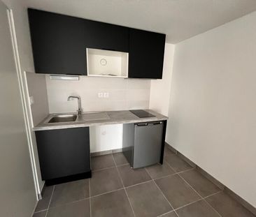 Location Appartement 2 pièces 45m² ST JORY 31790 - Photo 4