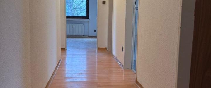 Frisch renovierte 3-Zimmer-Wohnung sofort verfügbar Zur Vermiet - Foto 1
