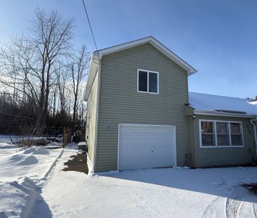 For Lease - 27182A Civic Centre Road Unit# Upper, Georgina, Ontario - Photo 1