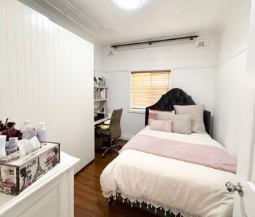 3 Bedroom Family home - Photo 2