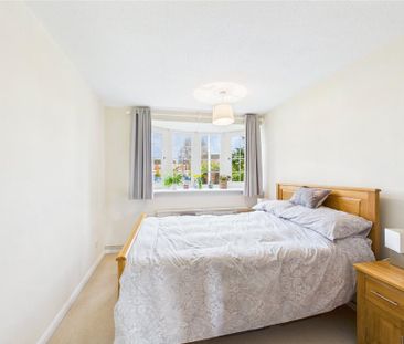 2 bedroom maisonette to rent - Photo 3