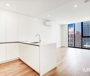 “Resort style living awaits” - Photo 4