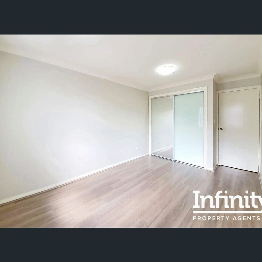 14 LOVAGE GLADE, Rooty Hill, NSW 2766 - Photo 1