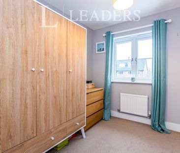 4 bedroom house to rent Langdale Terrace, Ambleside Avenue, KT12 - Photo 3