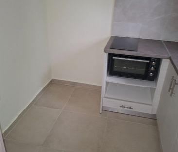 Studio/Γκαρσονιέρα για ενοικίαση Κέντρο (Ζωγράφου) - Photo 4