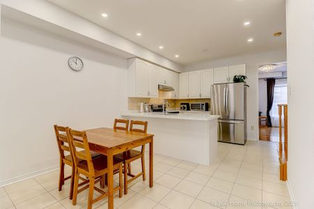 For Lease - 51 Lebovic Drive, Richmond Hill, Ontario - Photo 5