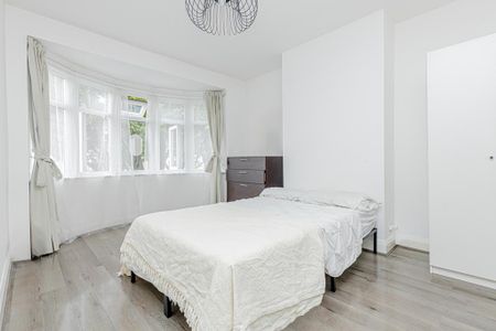 4 bedroom house to rent - Photo 3