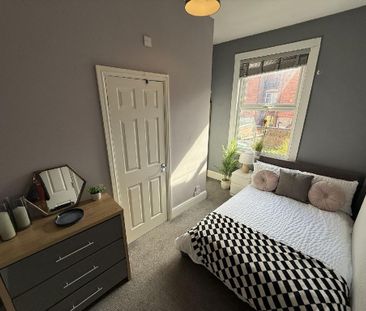 4 bedroom house to rent - Photo 2