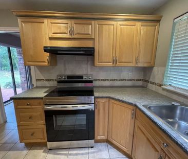 Sophisticated and Well Maintained Four Bedroom Rancher - Photo 5