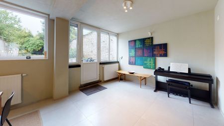 Rustige kamer met eigen badkamer in een vriendelijk gedeeld huis - Foto 5