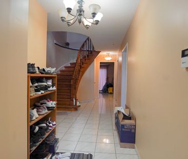 For Lease - 16 Duggan Drive, Brampton, Ontario - Photo 1