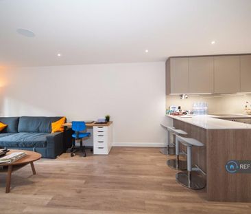 1 bedroom flat to rent - Photo 3