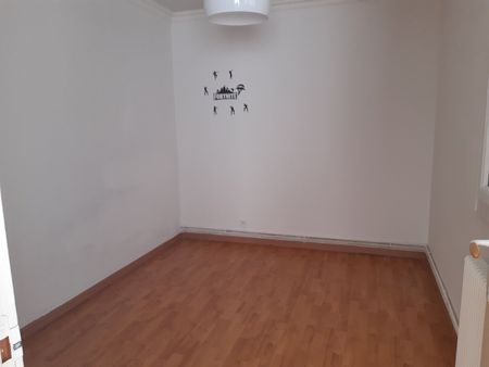 Appartement À Louer 4 Pièces , 68 M² - Photo 4