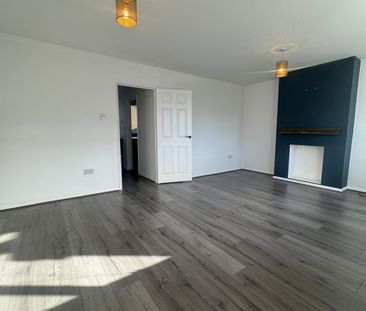 Neasham Avenue, Billingham - Photo 1