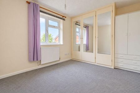 2 bedroom semi-detached house to rent - Photo 3
