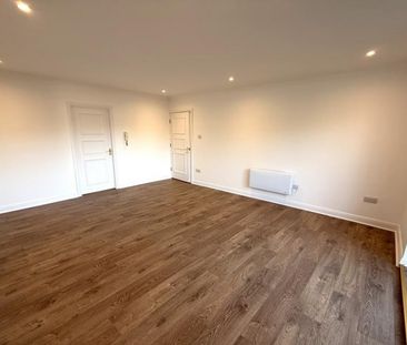 2 Bedroom Apartment To Let - Photo 4