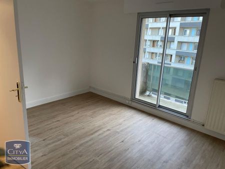Location Appartement 5 pièces 127m² LE MANS 72000 - Photo 4