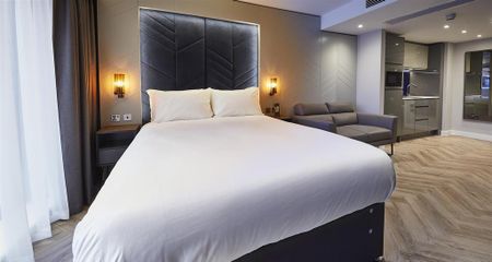 Studio to rent - Photo 3