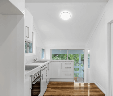 16 Spring St, East Ipswich, Qld 4305 - Photo 2