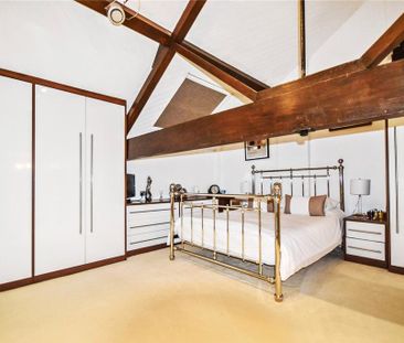 3 bedroom end of terrace house to rent - Photo 5