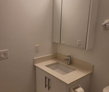 For Lease - 85 Oneida Crescent Unit# 1413, Richmond Hill, Ontario - Photo 3