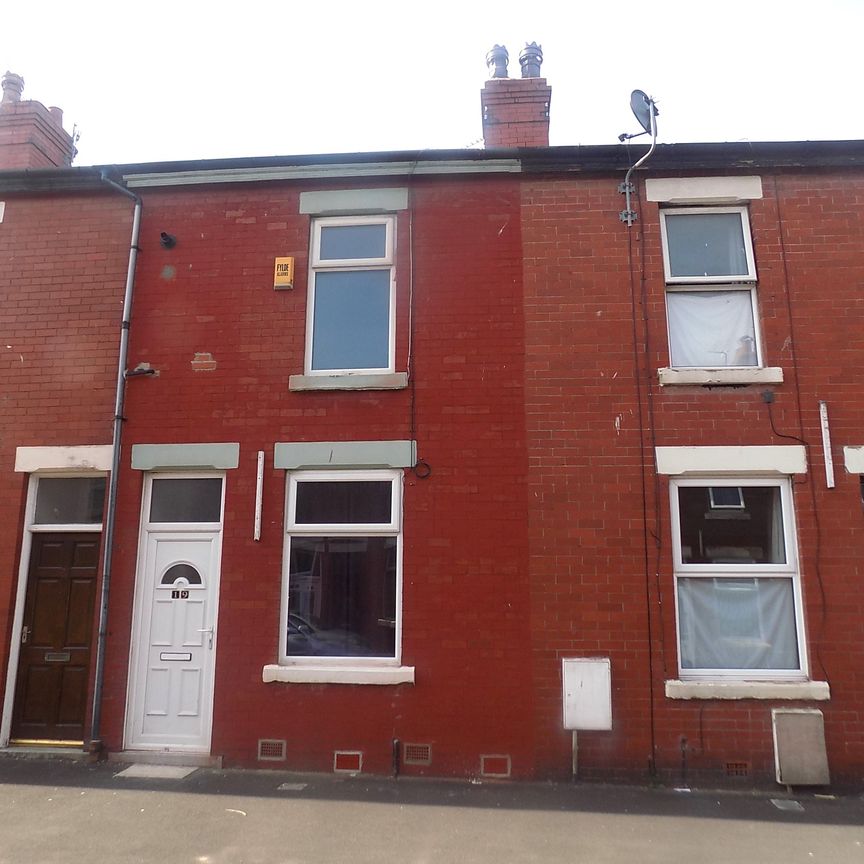 Broughton Avenue, Blackpool - Photo 1