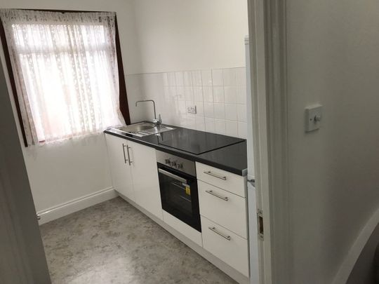 Room in a Shared House, Como Road, SE23 - Photo 1