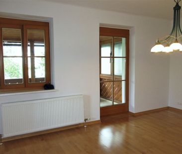 Ruhige Stadtwohnung mit Balkon und schönem abgetrennten Garten - Photo 4